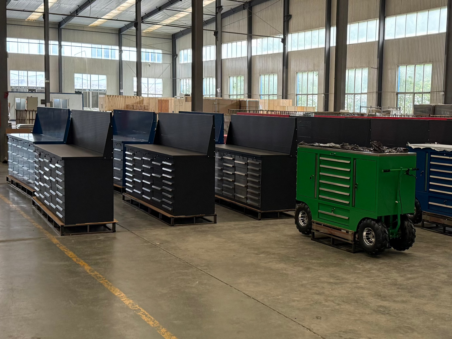 Toolbox (30 drawers)